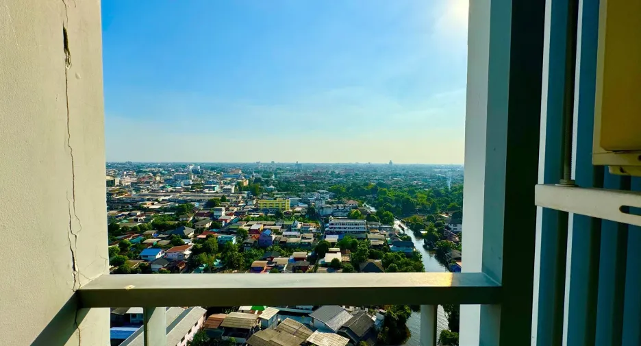 For sale 1 bed condo in Chom Thong, Bangkok