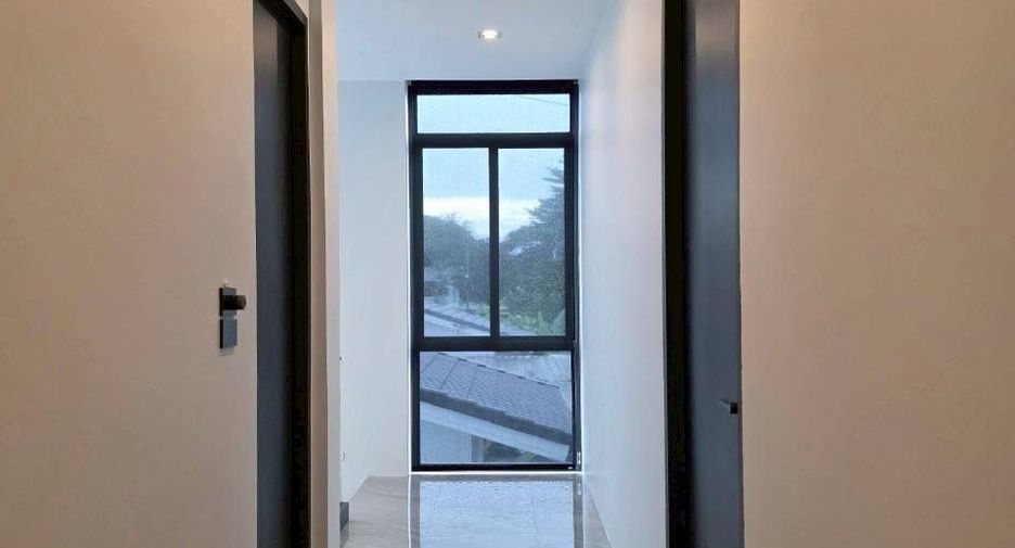 For sale and for rent 3 bedrooms house in San Kamphaeng, Chiang Mai