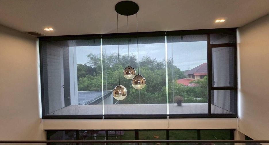 For sale and for rent 3 bedrooms house in San Kamphaeng, Chiang Mai