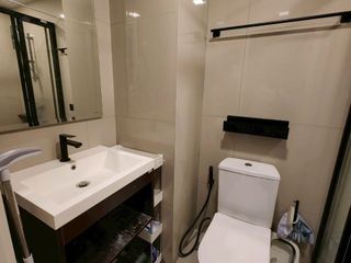 À vendre et à louer studio condo à Watthana, Bangkok