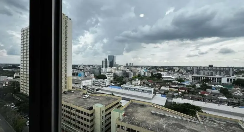 For rent 1 bed condo in Khan Na Yao, Bangkok