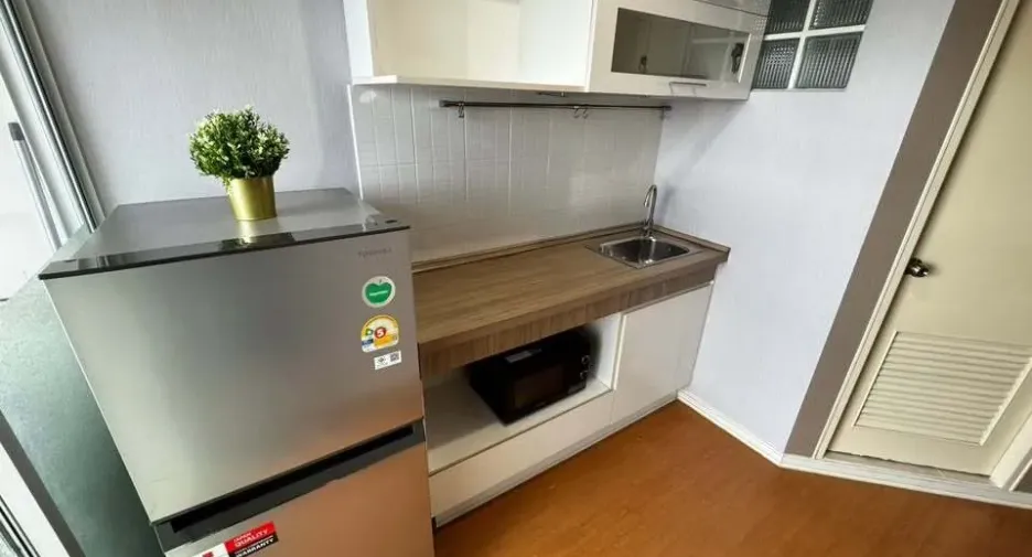 For rent 1 bed condo in Khan Na Yao, Bangkok