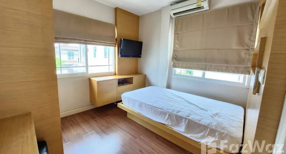 For rent 3 bedrooms house in Mueang Chiang Mai, Chiang Mai