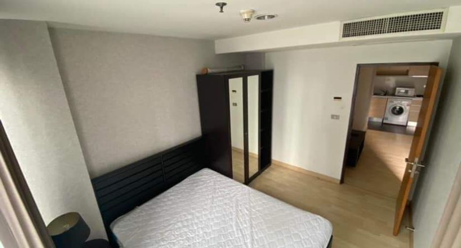 For sale 1 bed condo in Watthana, Bangkok