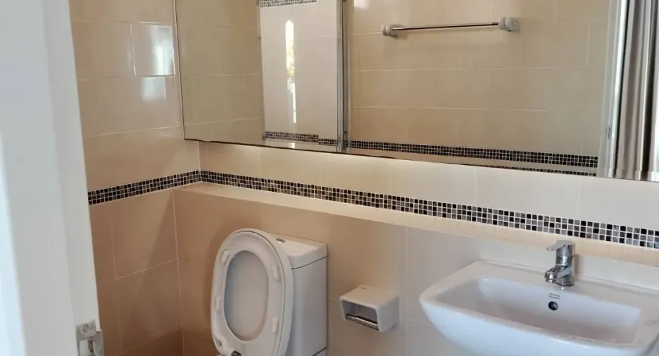 Casa en venta de 4 habitaciones en Saraphi, Chiang Mai