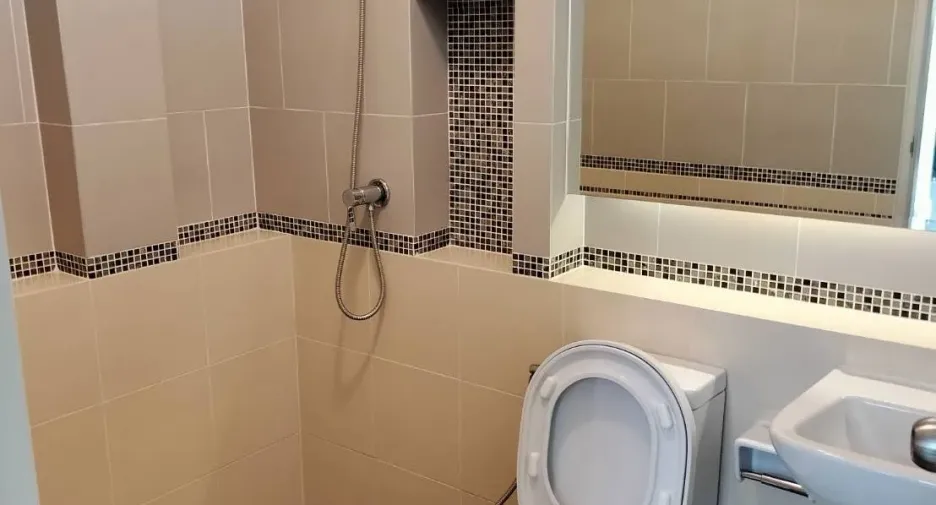 Casa en venta de 4 habitaciones en Saraphi, Chiang Mai
