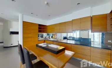 For sale and for rent 4 bedrooms condo in Watthana, Bangkok