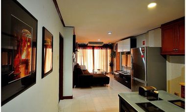 For sale 1 bed condo in Khlong Toei, Bangkok