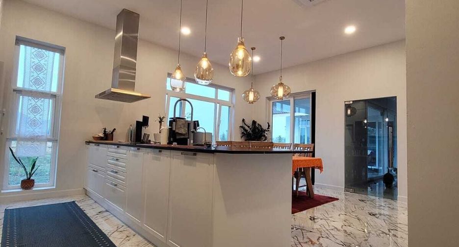 For sale 3 bedrooms house in Mae On, Chiang Mai
