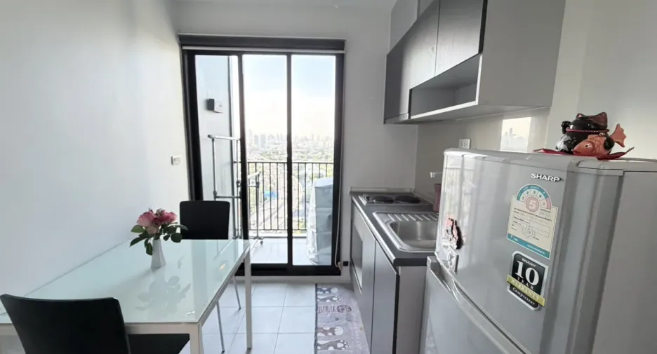 Wohnung zum Kauf mit 1 Zimmer in Bang Kapi, Bangkok