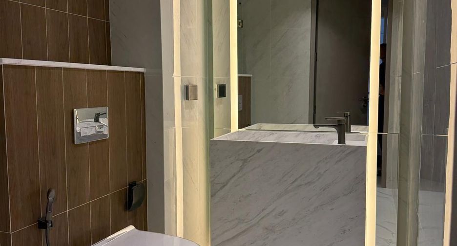 Condo en venta de 2 habitaciones en Watthana, Bangkok