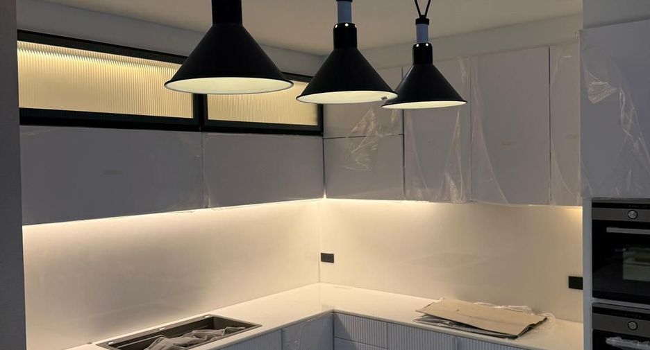 Condo en venta de 2 habitaciones en Watthana, Bangkok