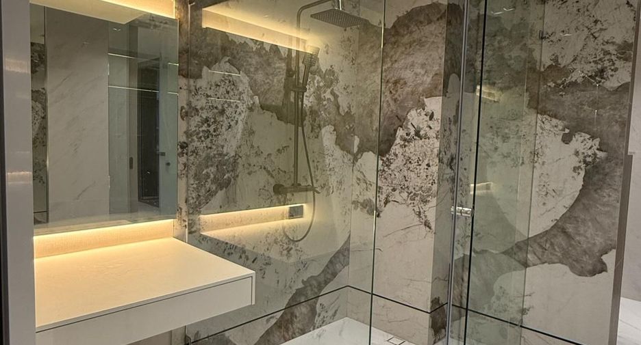 Condo en venta de 2 habitaciones en Watthana, Bangkok