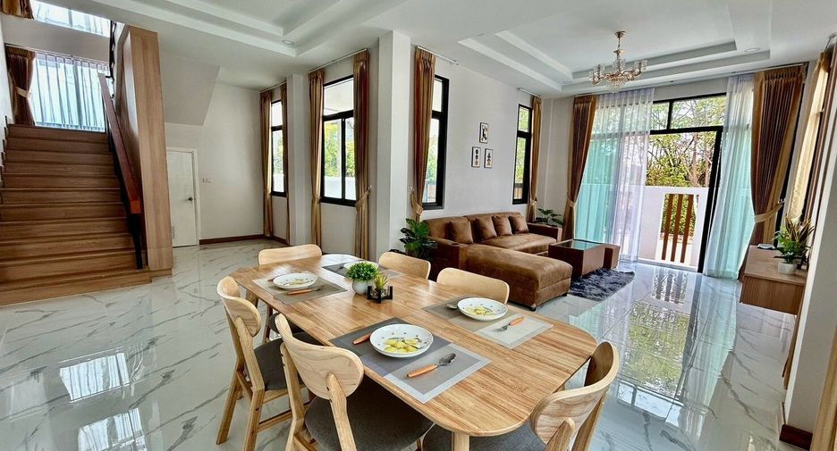 Villa en venta y en alquiler de 4 habitaciones en Mueang Chiang Mai, Chiang Mai