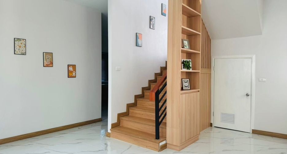 Villa en venta y en alquiler de 4 habitaciones en Mueang Chiang Mai, Chiang Mai