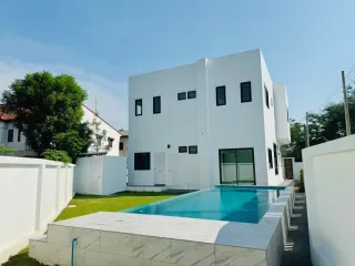 À vendre et à louer 4 chambres villa à Mueang Chiang Mai, Chiang Mai
