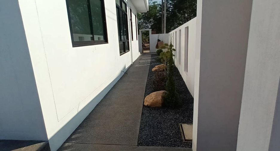 Villa en venta y en alquiler de 4 habitaciones en Mueang Chiang Mai, Chiang Mai