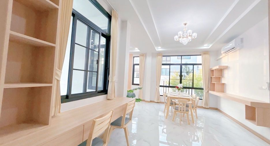 Villa en venta y en alquiler de 4 habitaciones en Mueang Chiang Mai, Chiang Mai