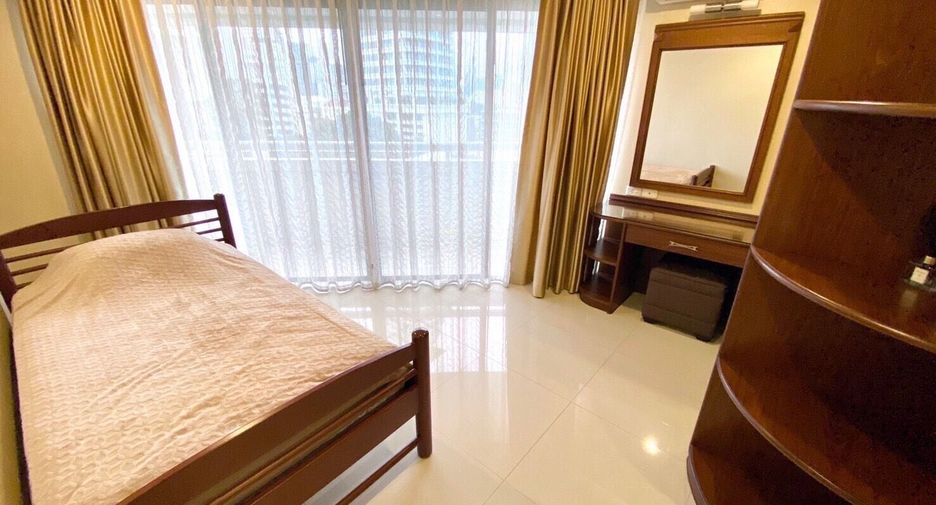 Condo en venta y en alquiler de 3 habitaciones en Khlong Toei, Bangkok