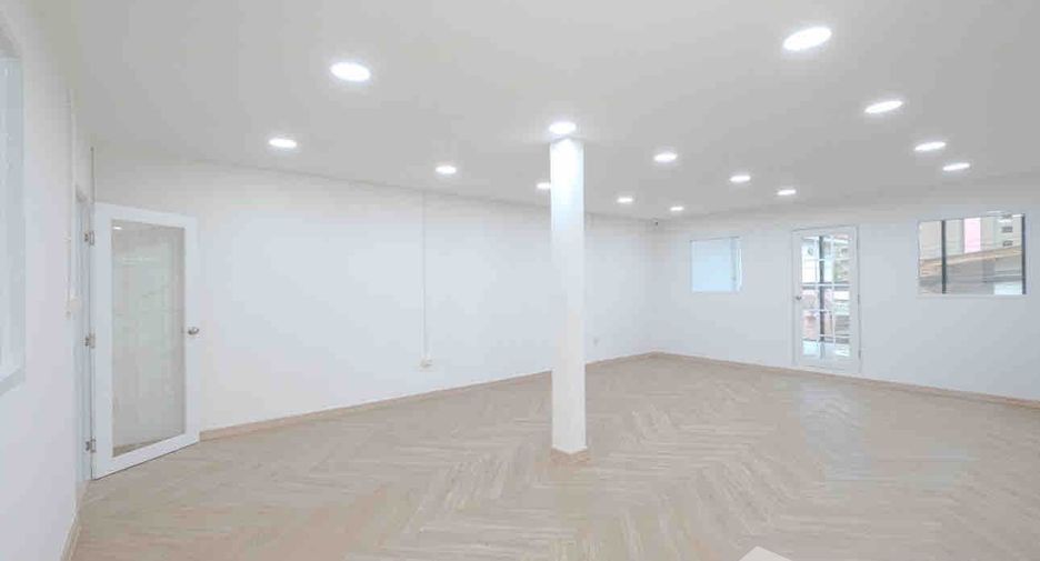 For sale and for rent 5 bedrooms office in Bang Na, Bangkok