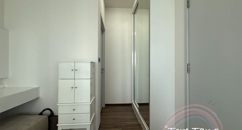 For sale 1 bed condo in Khlong Toei, Bangkok