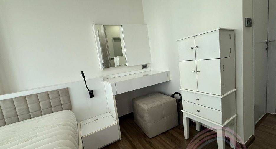 For sale 1 bed condo in Khlong Toei, Bangkok
