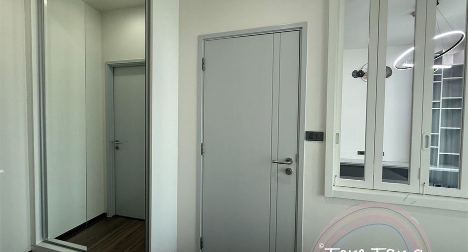 For sale 1 bed condo in Khlong Toei, Bangkok