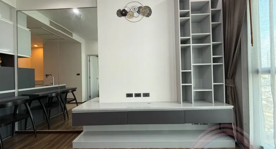 For sale 1 bed condo in Khlong Toei, Bangkok