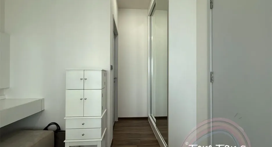 For sale 1 bed condo in Khlong Toei, Bangkok