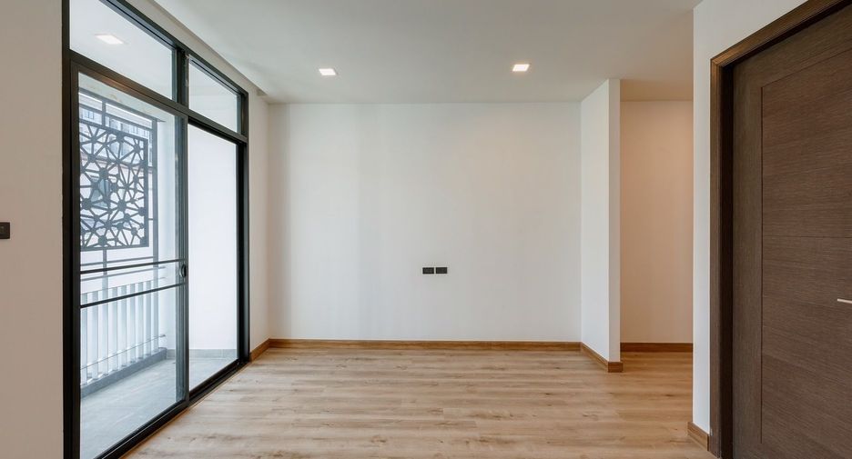 For sale and for rent 3 bedrooms retail Space in Mueang Chiang Mai, Chiang Mai