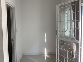 For rent 3 bedrooms townhouse in Phra Samut Chedi, Samut Prakan