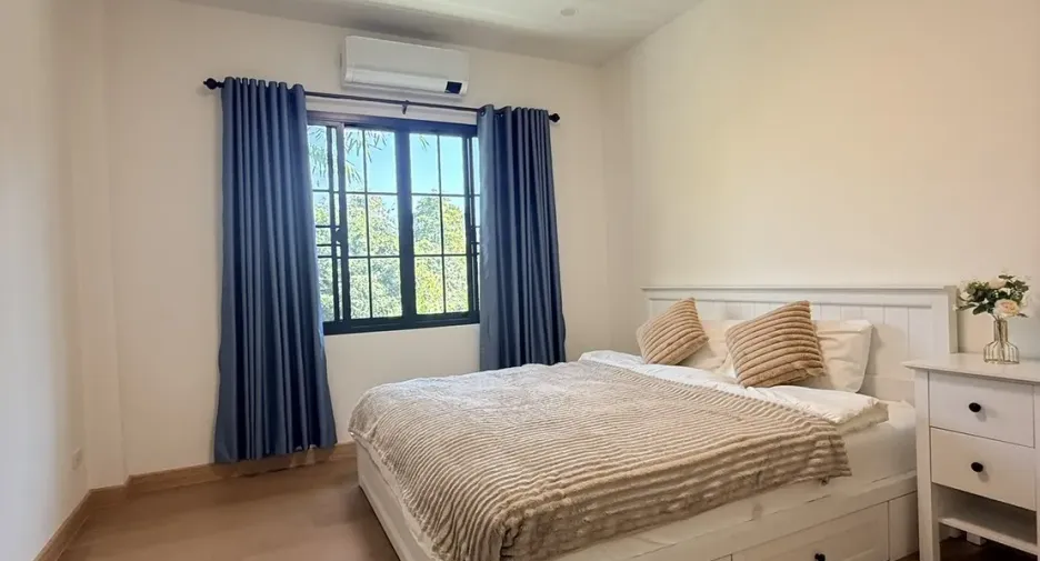 Casa en venta de 4 habitaciones en Hang Dong, Chiang Mai