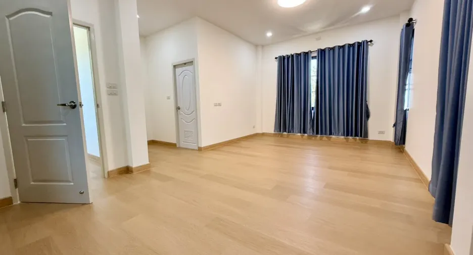 Casa en venta de 4 habitaciones en Hang Dong, Chiang Mai