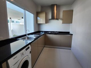 À louer 4 chambres maison à Mae Rim, Chiang Mai