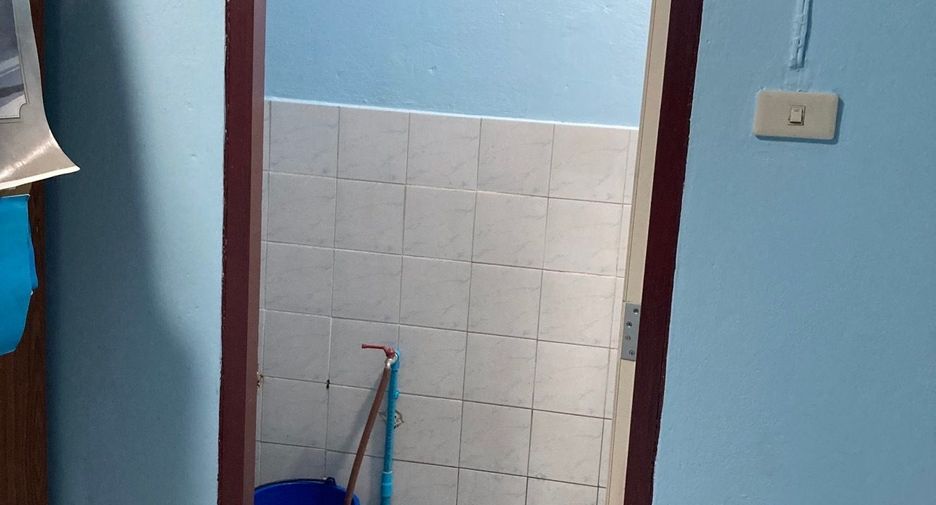 For rent 2 ベッドルーム townhouse in Khlong Sam Wa, Bangkok