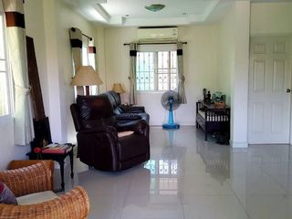For sale 3 bedrooms house in San Kamphaeng, Chiang Mai
