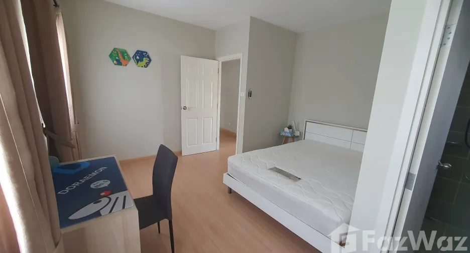 For sale and for rent 4 bedrooms house in Saraphi, Chiang Mai
