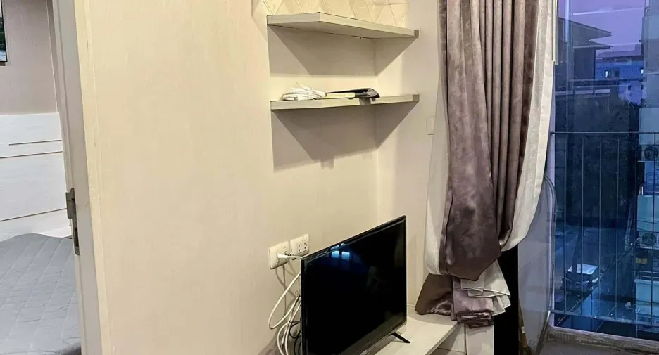 For rent 1 bed condo in Wang Thonglang, Bangkok