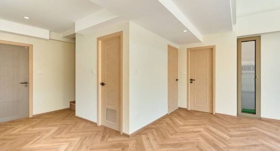 Casa en venta de 4 habitaciones en Mueang Chiang Mai, Chiang Mai