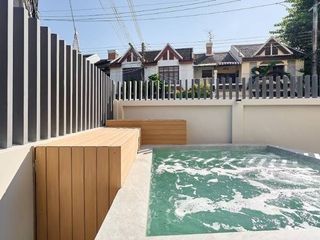 Продажа 4 спальни дом в Mueang Chiang Mai, Чианг Маи