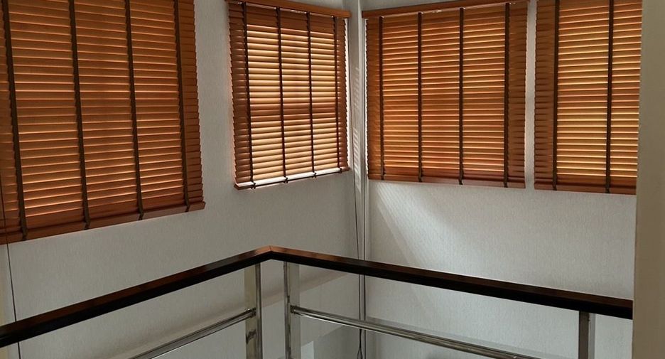 出租 4 卧室 独立屋 在 Hang Dong, Chiang Mai