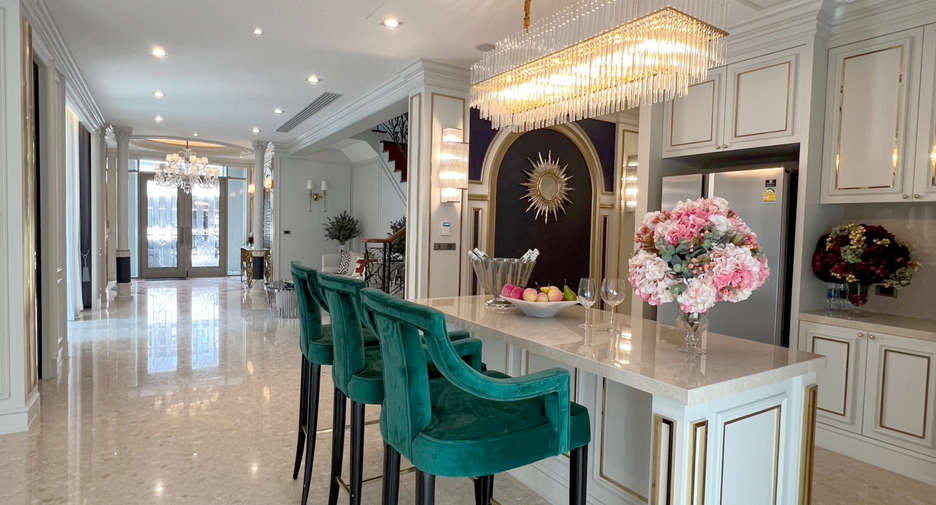 Casa en venta de 4 habitaciones en Thawi Watthana, Bangkok