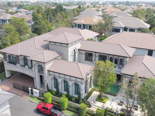 Casa en venta de 4 habitaciones en Thawi Watthana, Bangkok