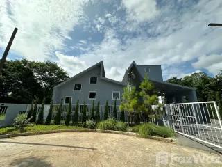 Продажа и аренда 5 спальни вилла в Сан Саи, Чианг Маи