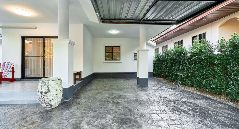 À vendre 3 chambres maison à Hang Dong, Chiang Mai