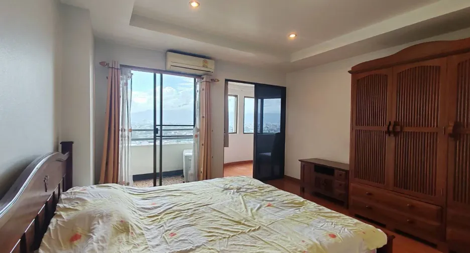 For sale 2 bedrooms condo in Mueang Chiang Mai, Chiang Mai