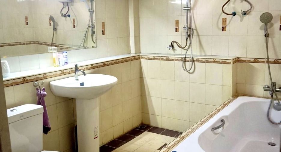 For rent 1 bed townhouse in Bang Phli, Samut Prakan