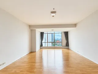 À vendre studio condo à Sathon, Bangkok
