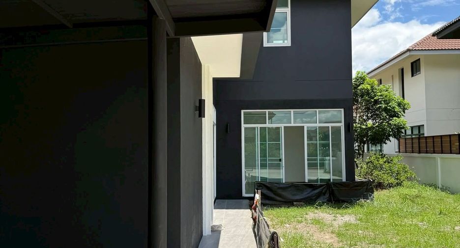 Villa en venta de 3 habitaciones en Hang Dong, Chiang Mai