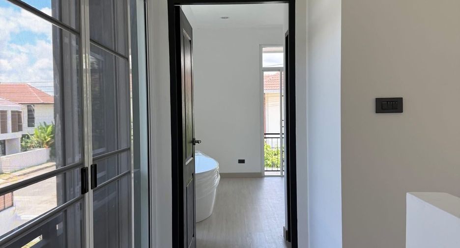 Villa en venta de 3 habitaciones en Hang Dong, Chiang Mai